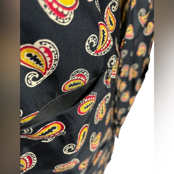 Welch Margetson Silk Waistcoat - Picture 8 of 15